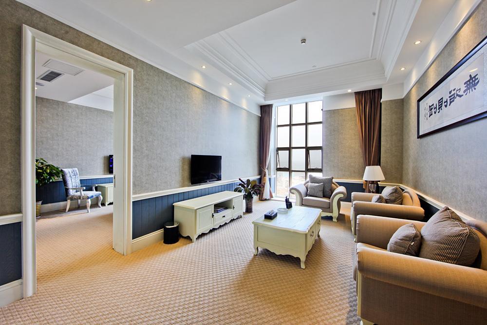 Blue Sky Hotel 옌타이 시 객실 사진