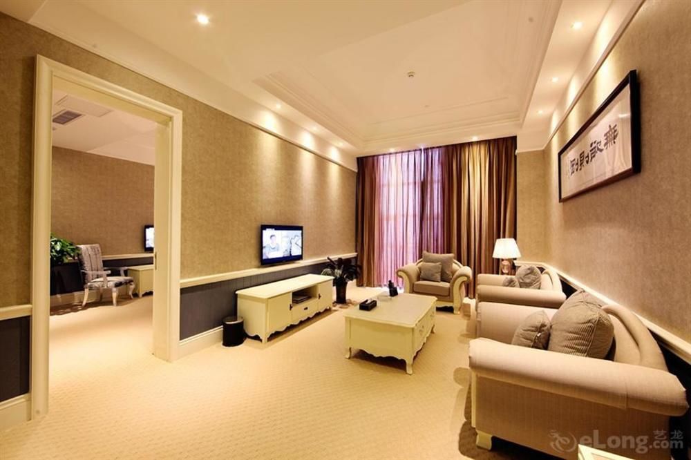 Blue Sky Hotel 옌타이 시 외부 사진